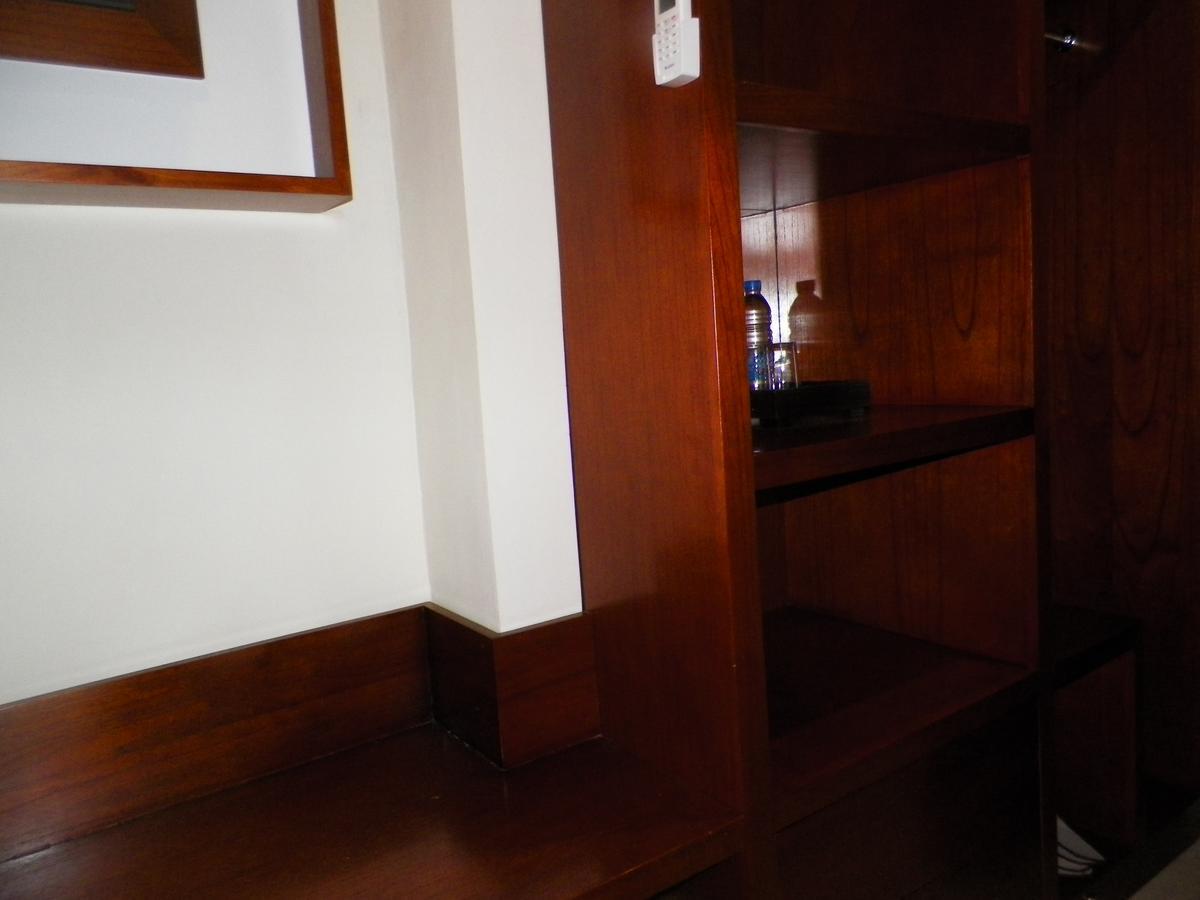 Multazam Hotel Solo Екстер'єр фото
